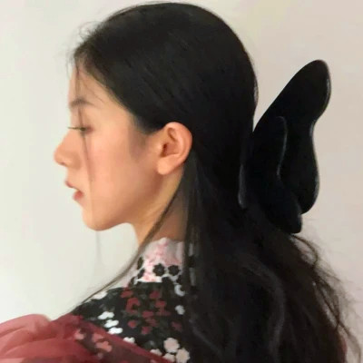 小众氛围头像女生真人
