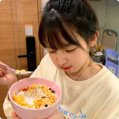 小众氛围头像女生真人