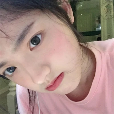 有趣小众女生头像真人