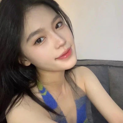 有趣小众女生头像真人