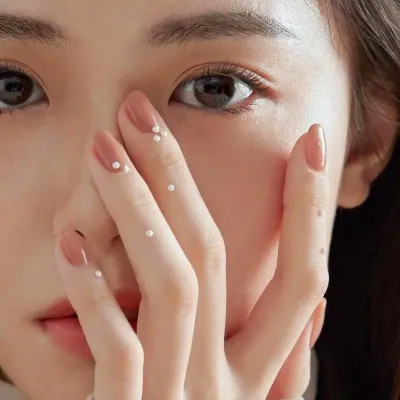 2025年女生头像真人高清好看图片