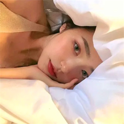 2025年女生头像真人高清好看图片