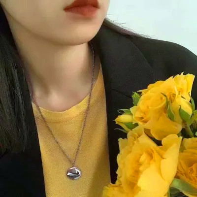 2025年女生头像真人高清好看图片