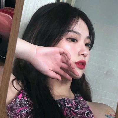 2025年女生头像真人高清好看图片