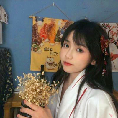 2025年女生头像真人高清好看图片