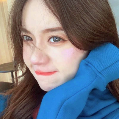 2025年女生头像真人高清好看图片