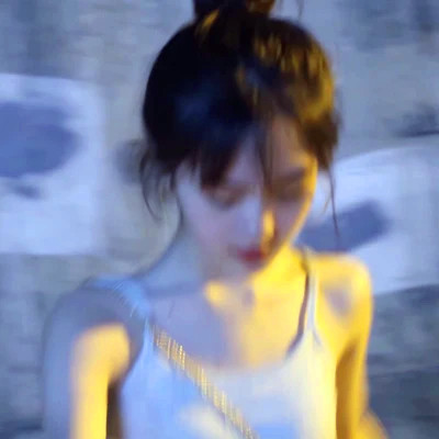 2025年女生头像真人高清好看图片