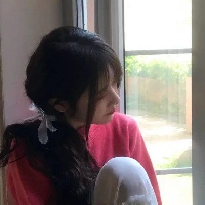 2025年女生头像真人高清好看图片
