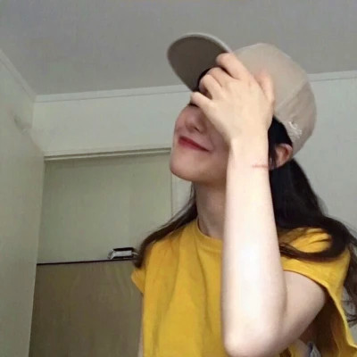 2025年女生头像真人高清好看图片