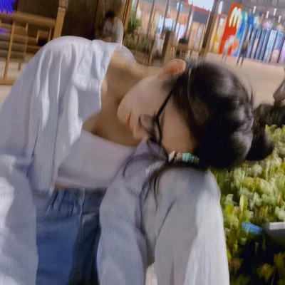 氛围感微信头像女