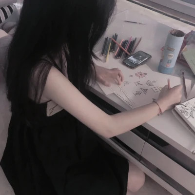 氛围感微信头像女