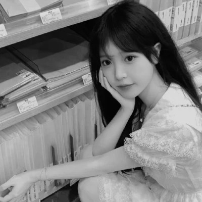 黑白女头高级小众