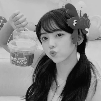 黑白女头高级小众