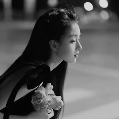黑白女头高级小众