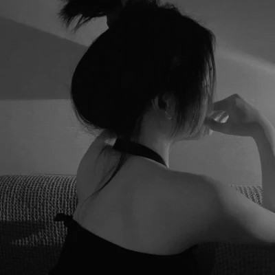 黑白女头高级小众