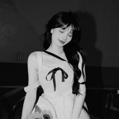 黑白女头高级小众