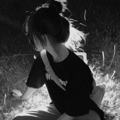 黑白女头高级小众