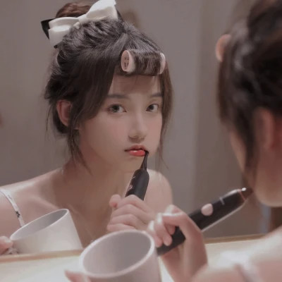女生头像干净温柔治愈气质