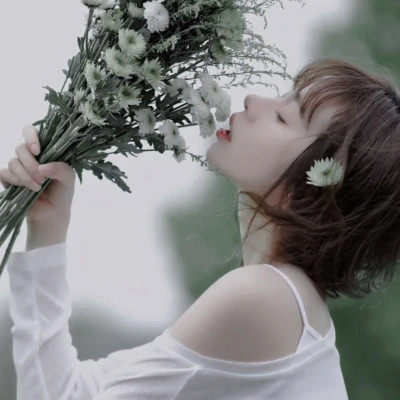 氛围感很强的高级感治愈系小众女头