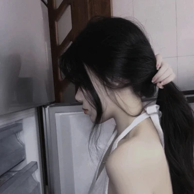 氛围感很强的高级感治愈系小众女头