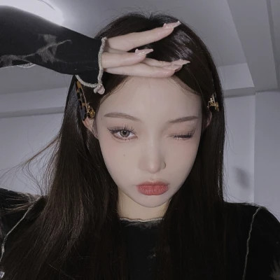 氛围感很强的高级感治愈系小众女头