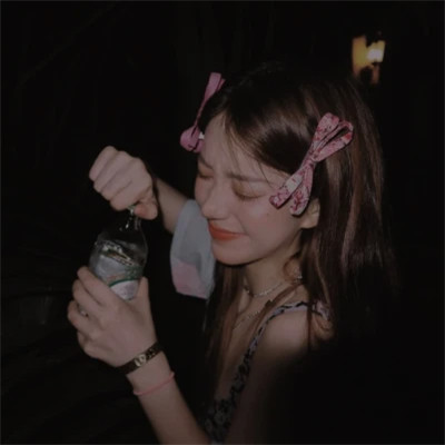 氛围感很强的高级感治愈系小众女头