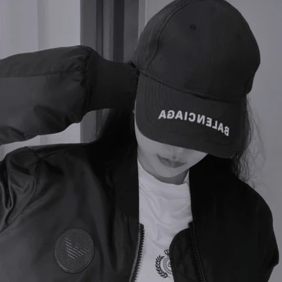 氛围感很强的高级感治愈系小众女头