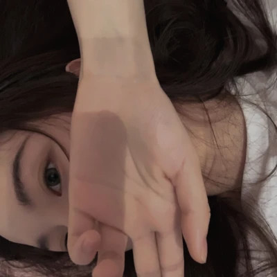 氛围感很强的高级感治愈系小众女头