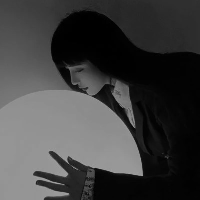 真人黑白少年少女头像图片