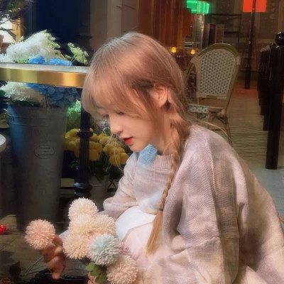 少年感小众头像女生阳光图片