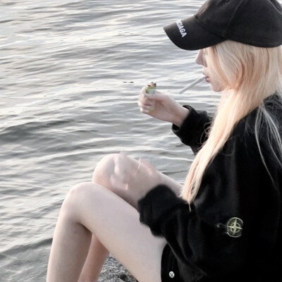 大气好看又高级的女生头像