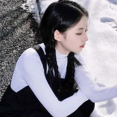 大气好看又高级的女生头像