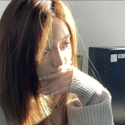 大气好看又高级的女生头像