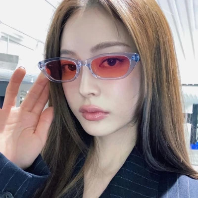 大气好看又高级的女生头像