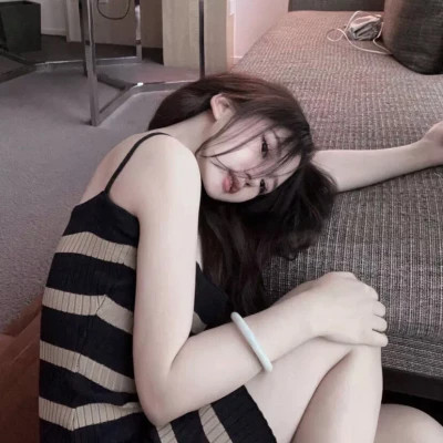 大气好看又高级的女生头像