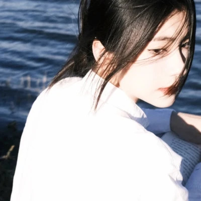大气好看又高级的女生头像