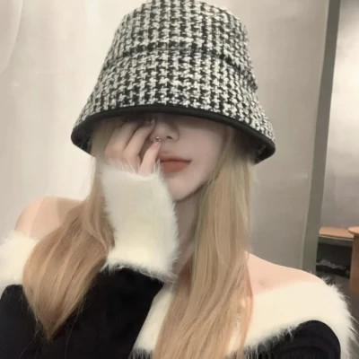 大气好看又高级的女生头像