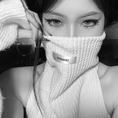 女生头像高级小众高冷黑白
