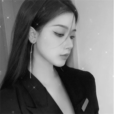 女生头像高级小众高冷黑白