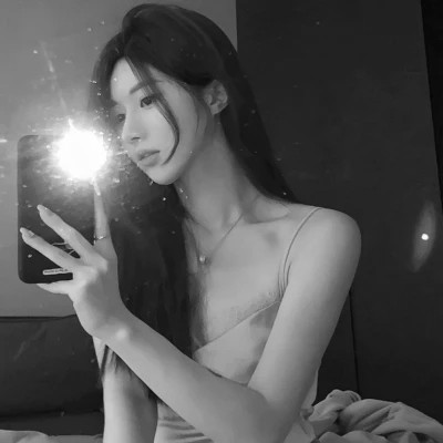 头像女2025高级黑白