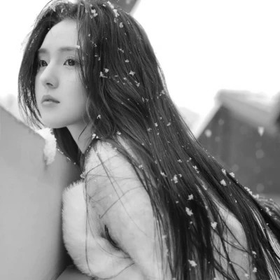 头像女2025高级黑白
