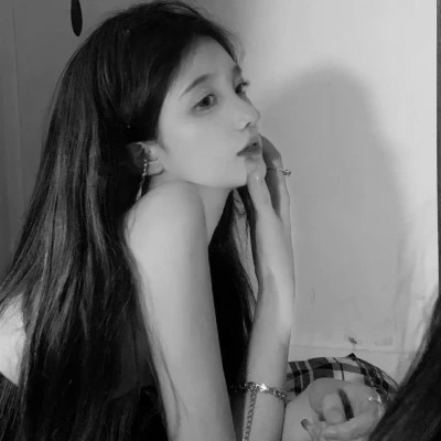 头像女2025高级黑白