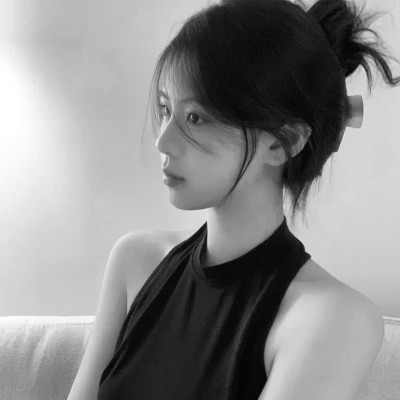 头像女2025高级黑白