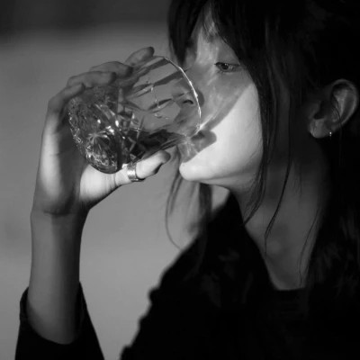 头像女2025高级黑白