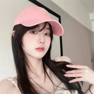 自由且高级的头像
