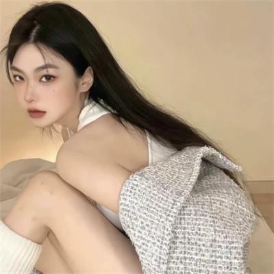 自由且高级的头像