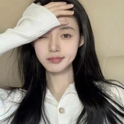 自由且高级的头像