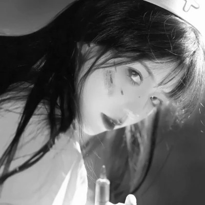 女野王头像高级黑白