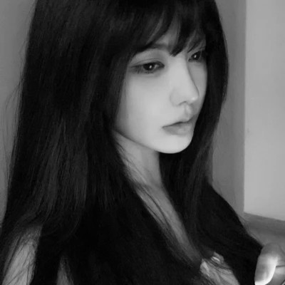女野王头像高级黑白