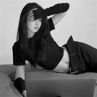 女野王头像高级黑白
